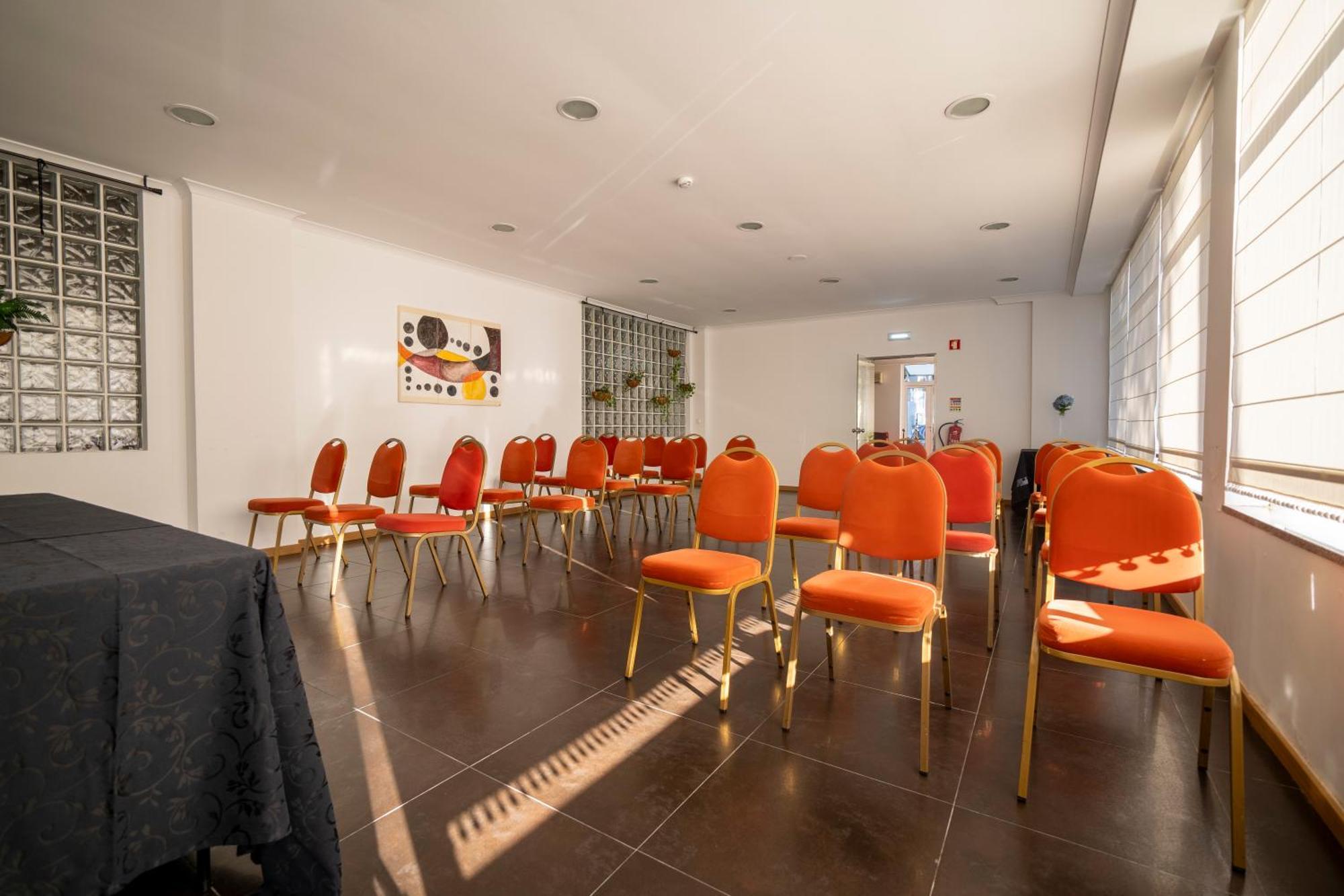 Hotel Onix Viseu Exterior photo